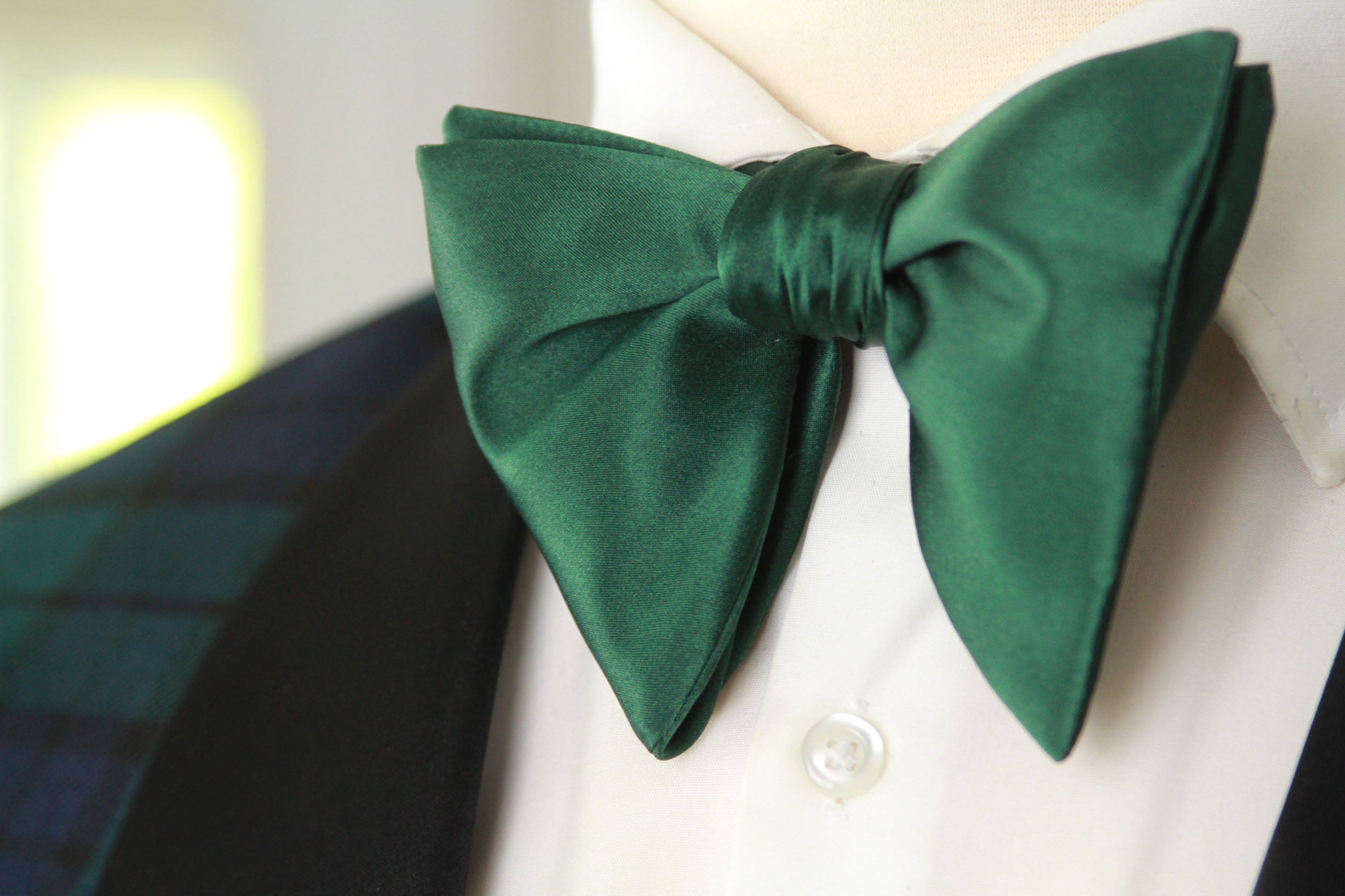 Emerald Green Men's Large Silk Bow Tie