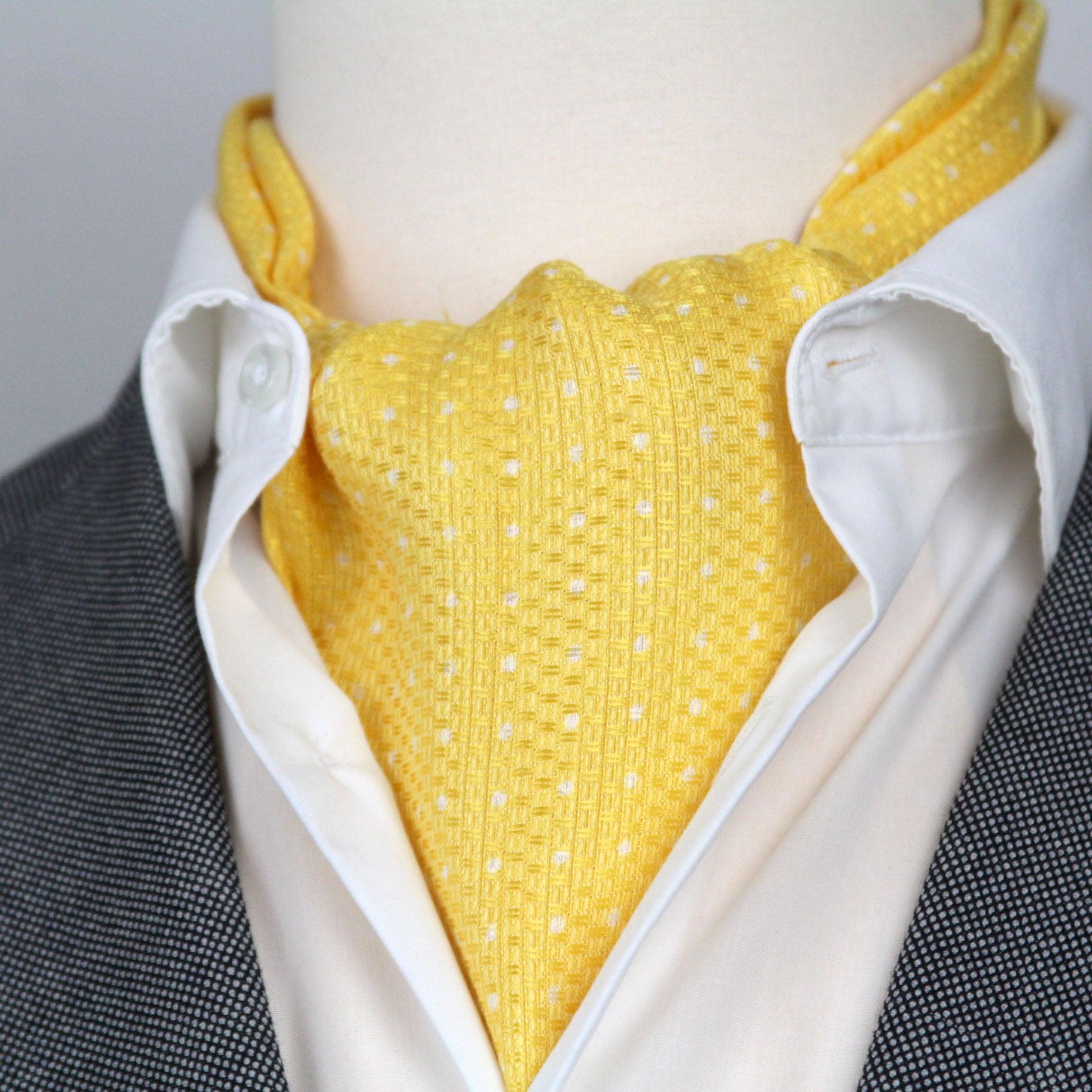 Men’s Ascot Cravat Yellow Polka Dot