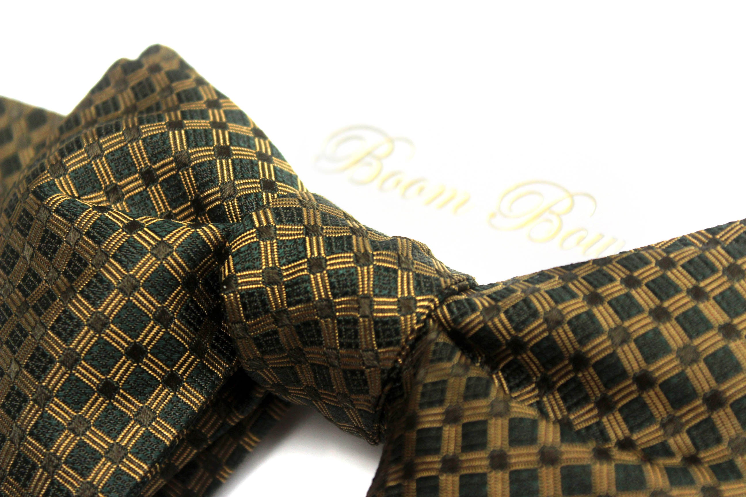 Big Butterfly Gold Emerald Green Silk Self tied Bow Tie