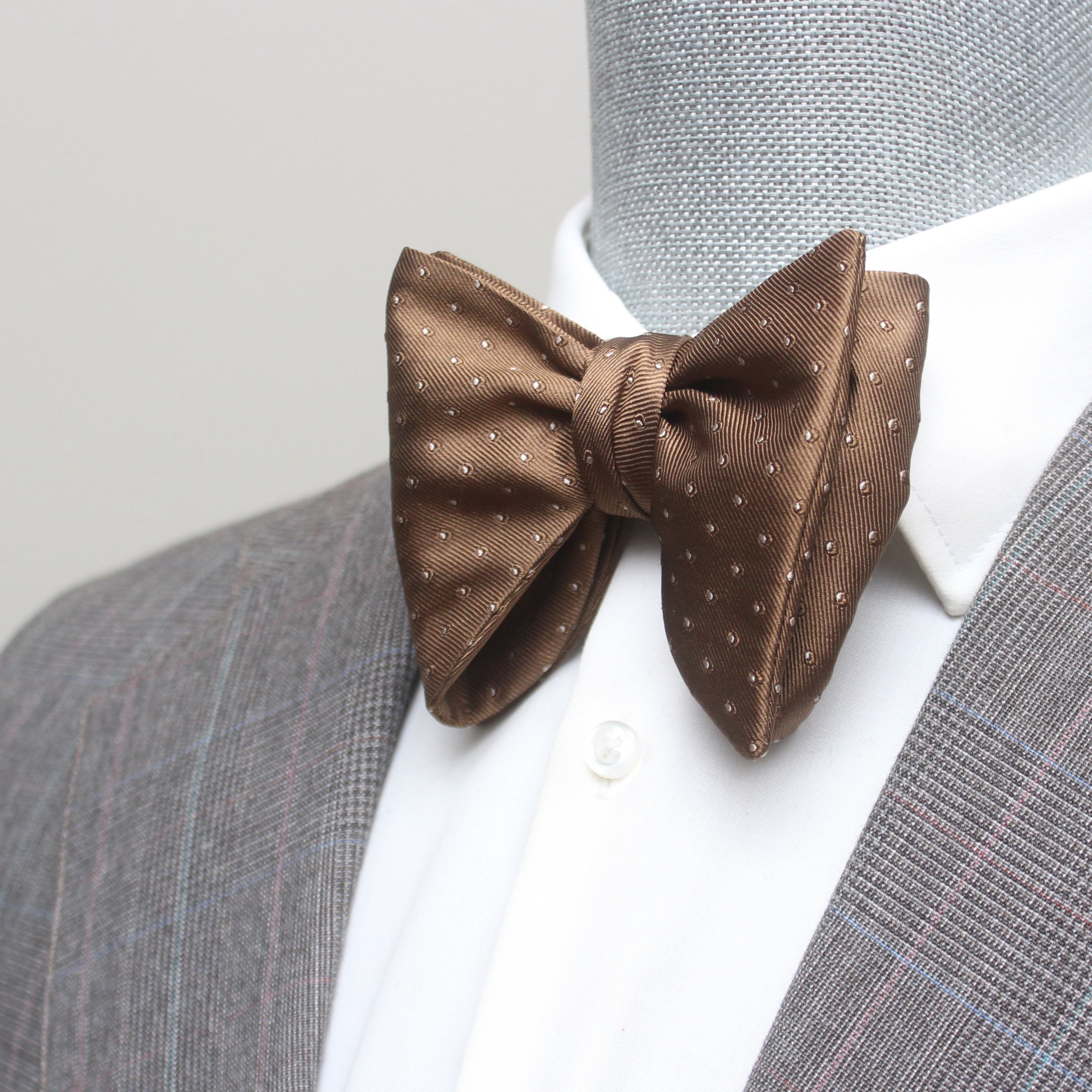 Big Butterfly Polka Dot Brown Silk Bow Tie