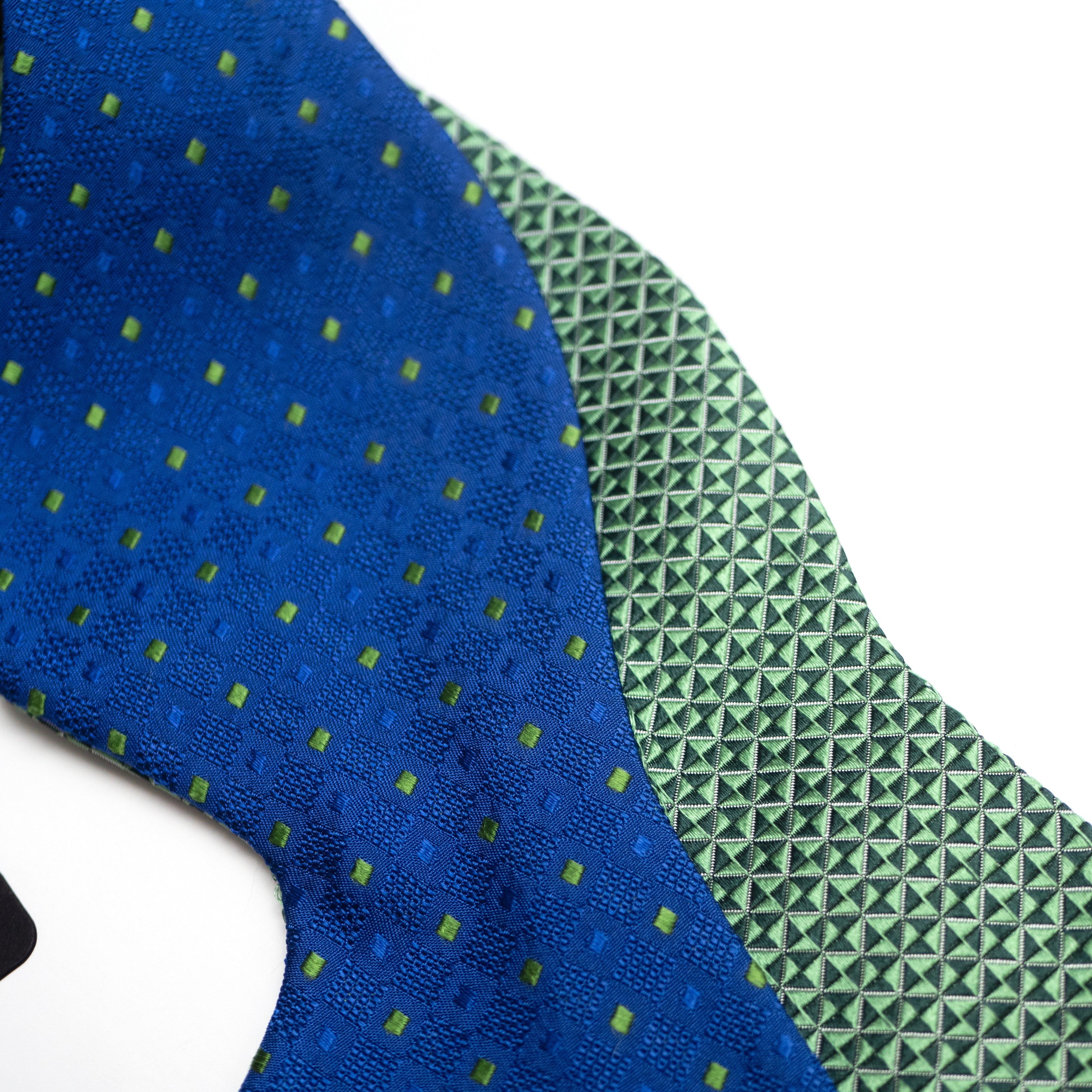 Big Butterfly Green Blue Silk Bow Tie
