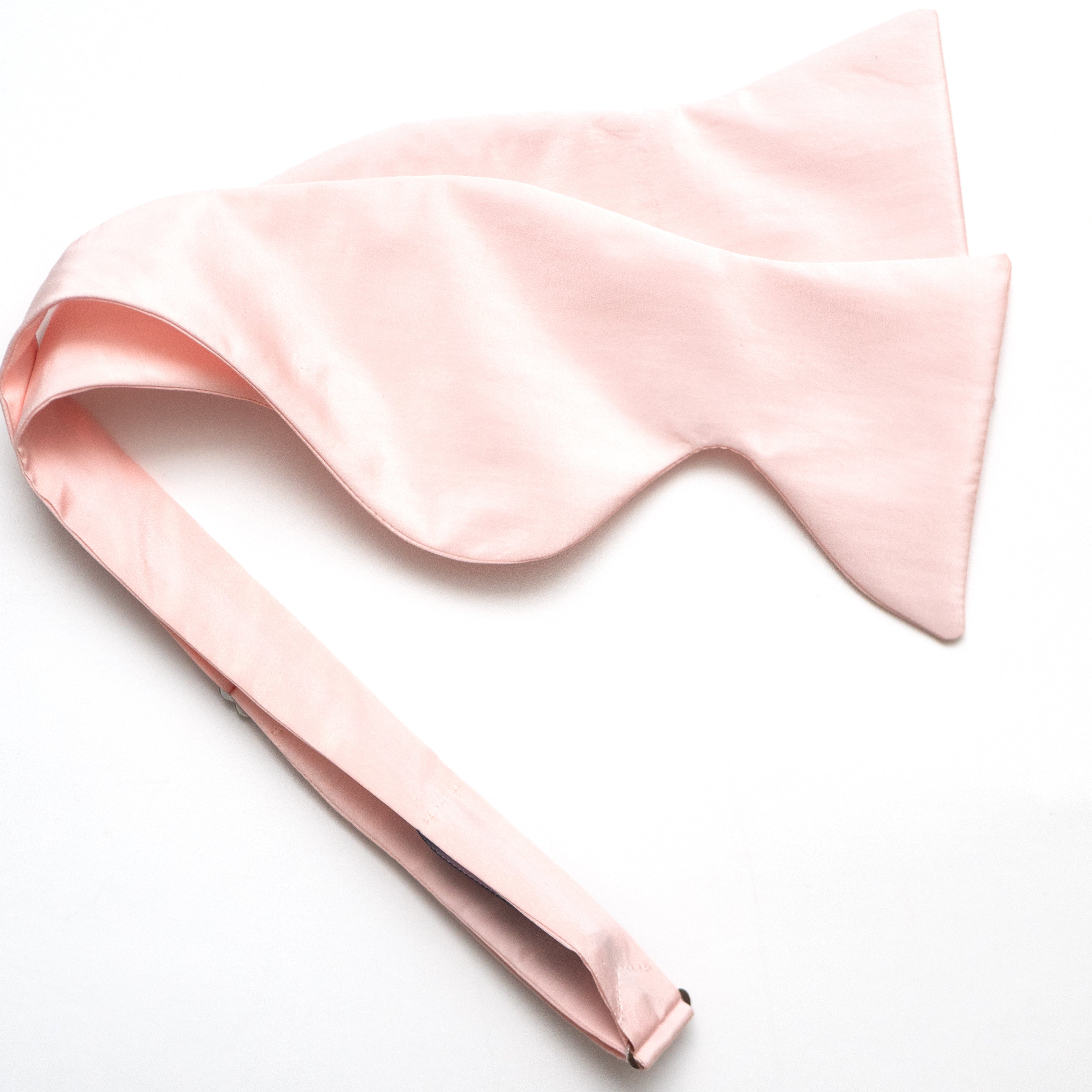 Big Butterfly Silk Bow Tie Rose S703