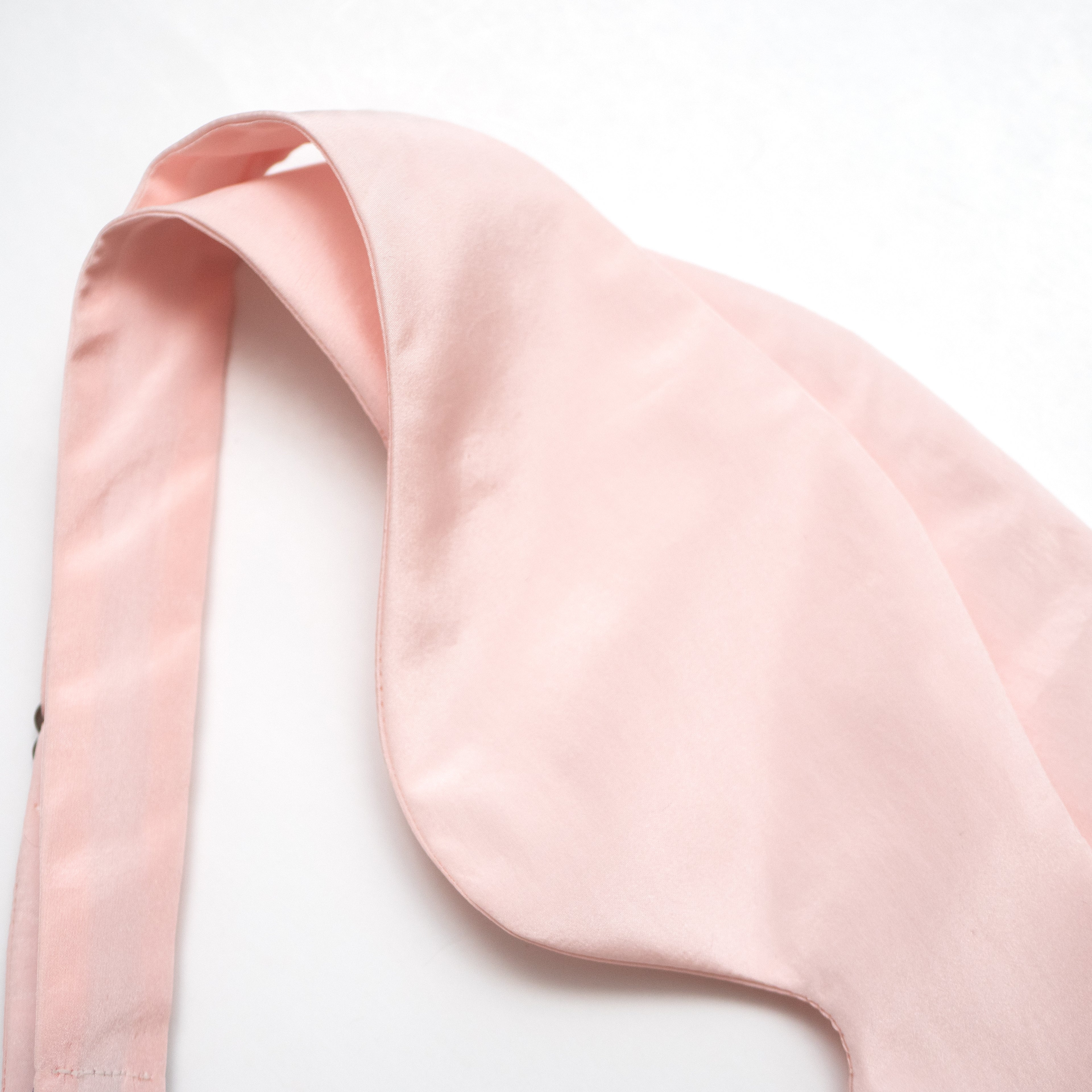 Big Butterfly Silk Bow Tie Rose S703