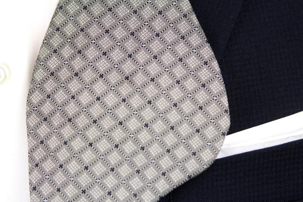 Grey Big Butterfly Silk Bow Tie