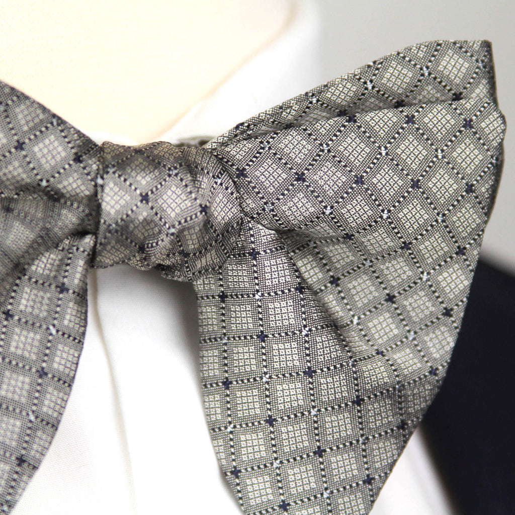 Grey Big Butterfly Silk Bow Tie