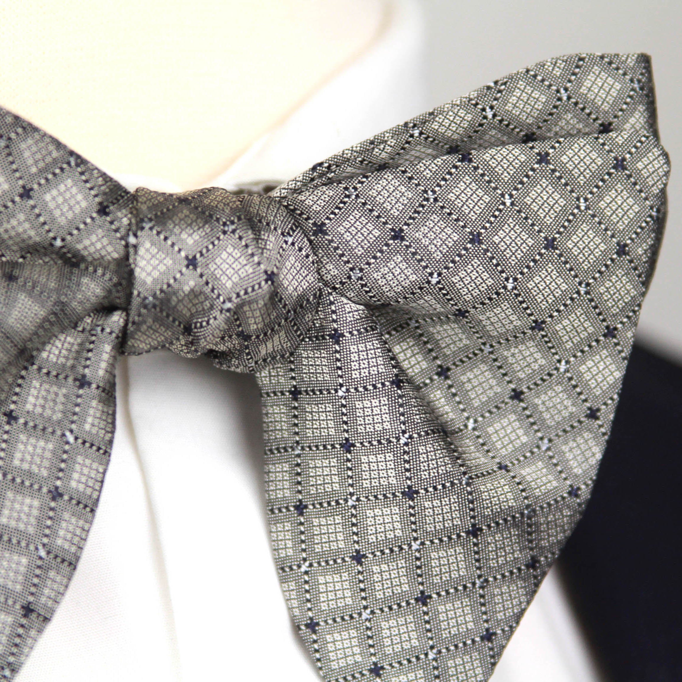 Grey Big Butterfly Silk Bow Tie