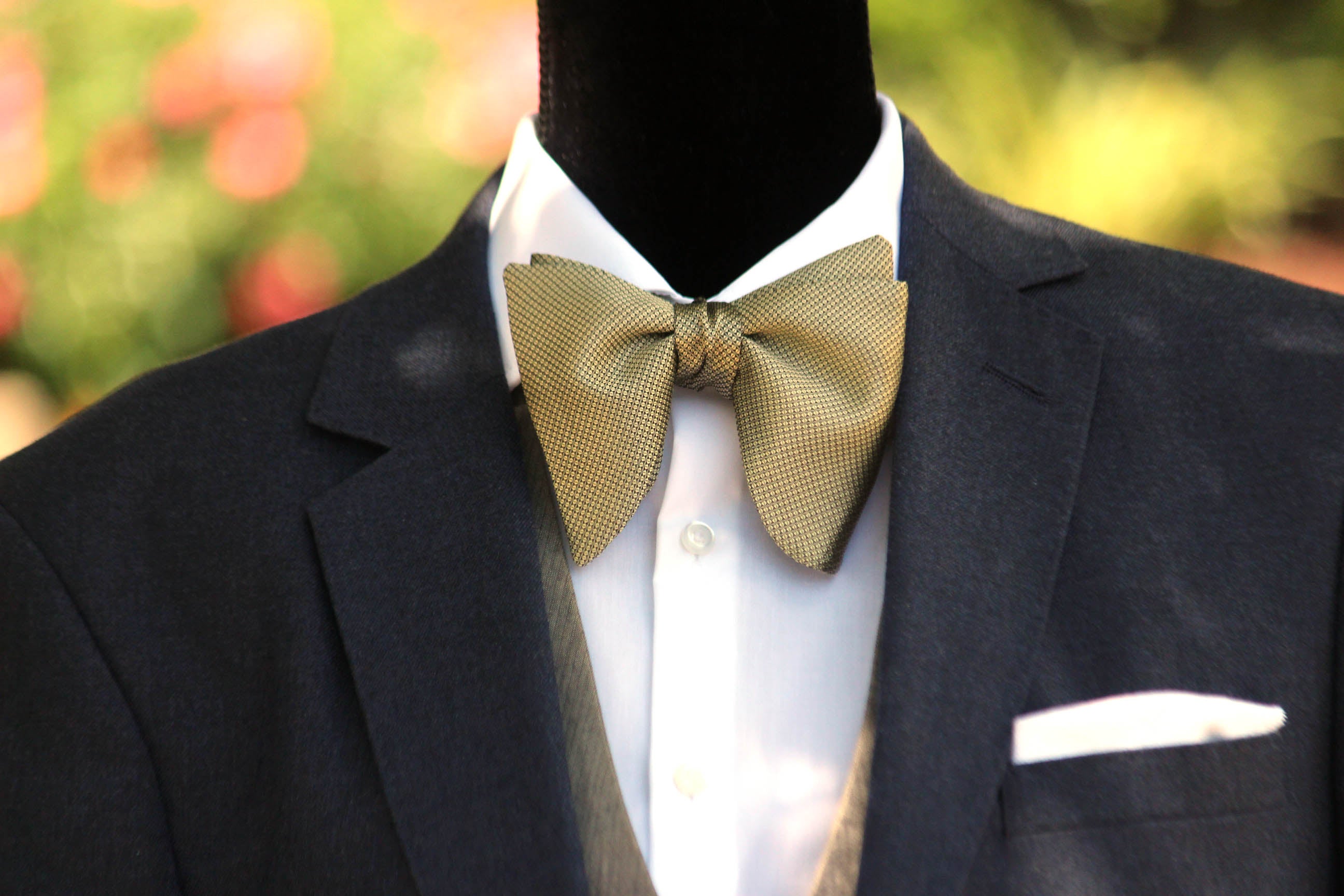 Big Butterfly Gold Bronze Ornament Silk Bow Tie