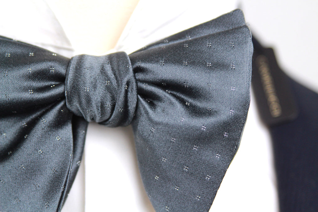 Grey Silver Polka Dot Big Butterfly Bow tie