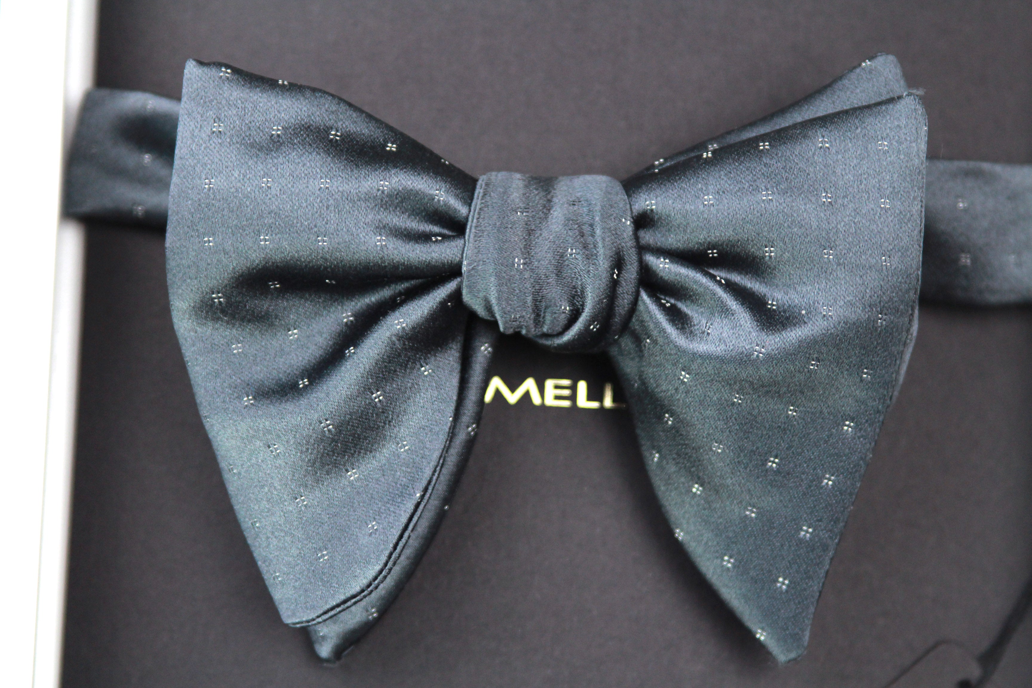 Grey Silver Polka Dot Big Butterfly Bow tie