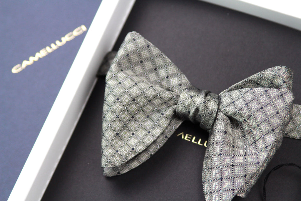 Grey Big Butterfly Silk Bow Tie