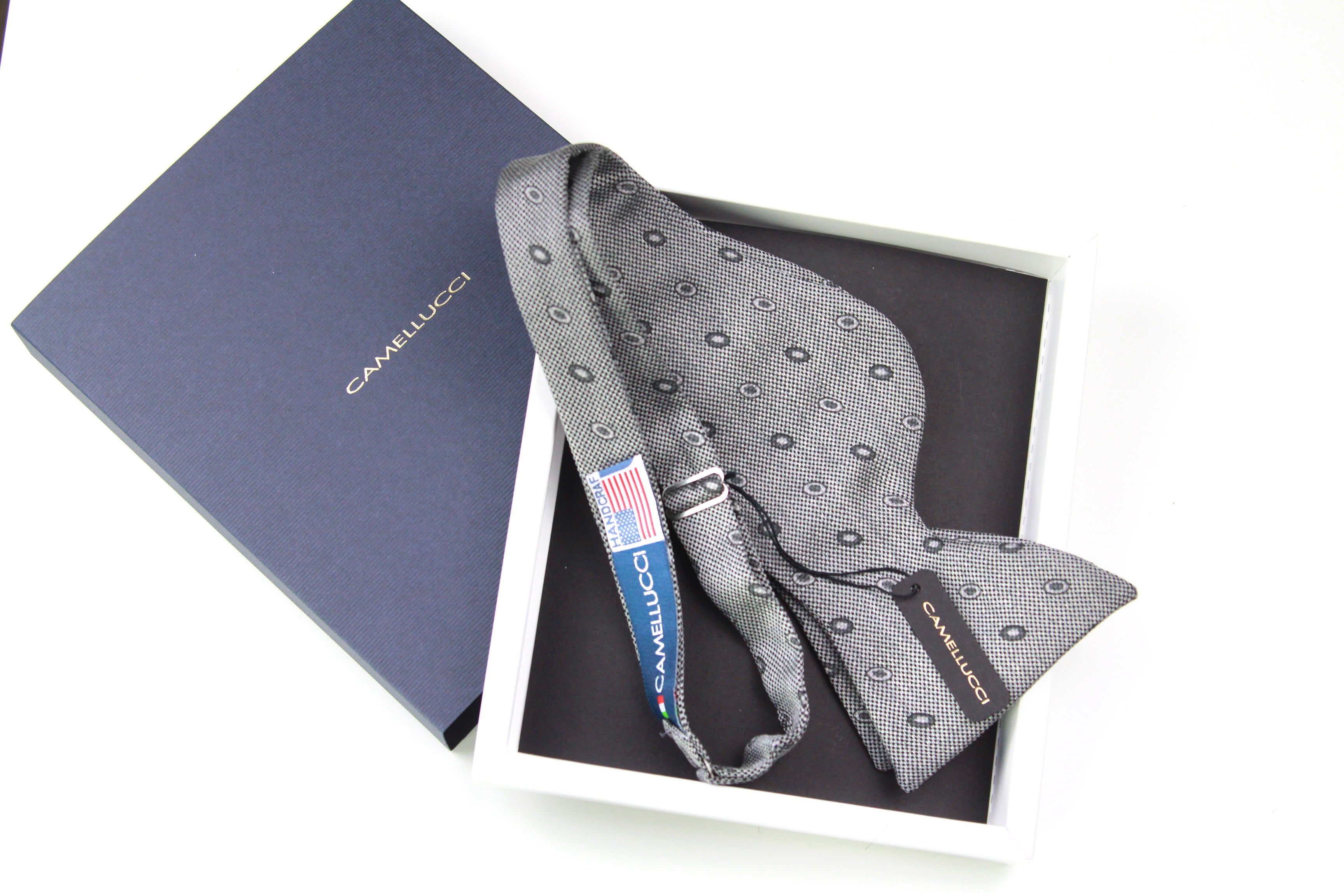 Big Butterfly Grey Ornament Silk Bow Tie