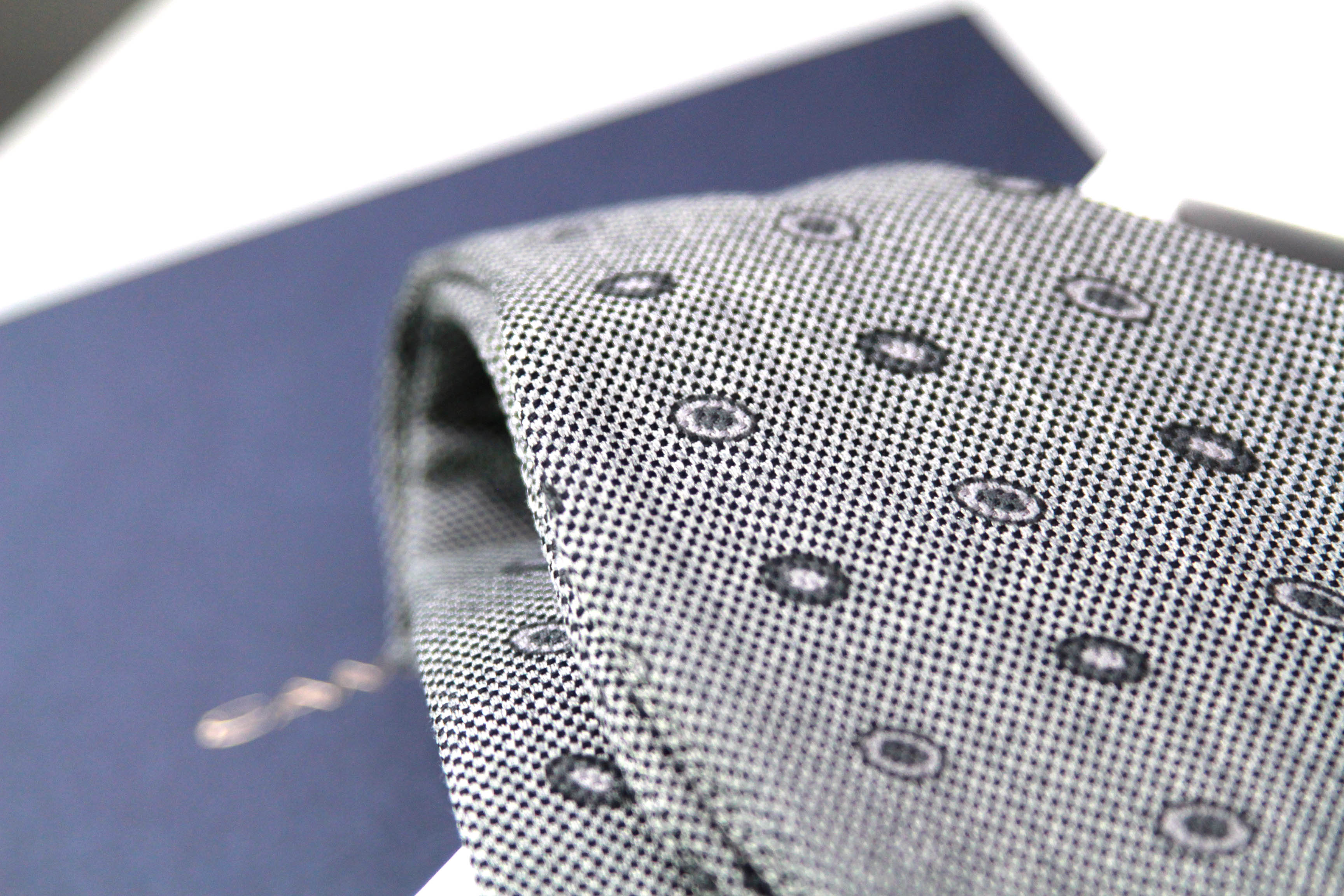 Big Butterfly Grey Ornament Silk Bow Tie
