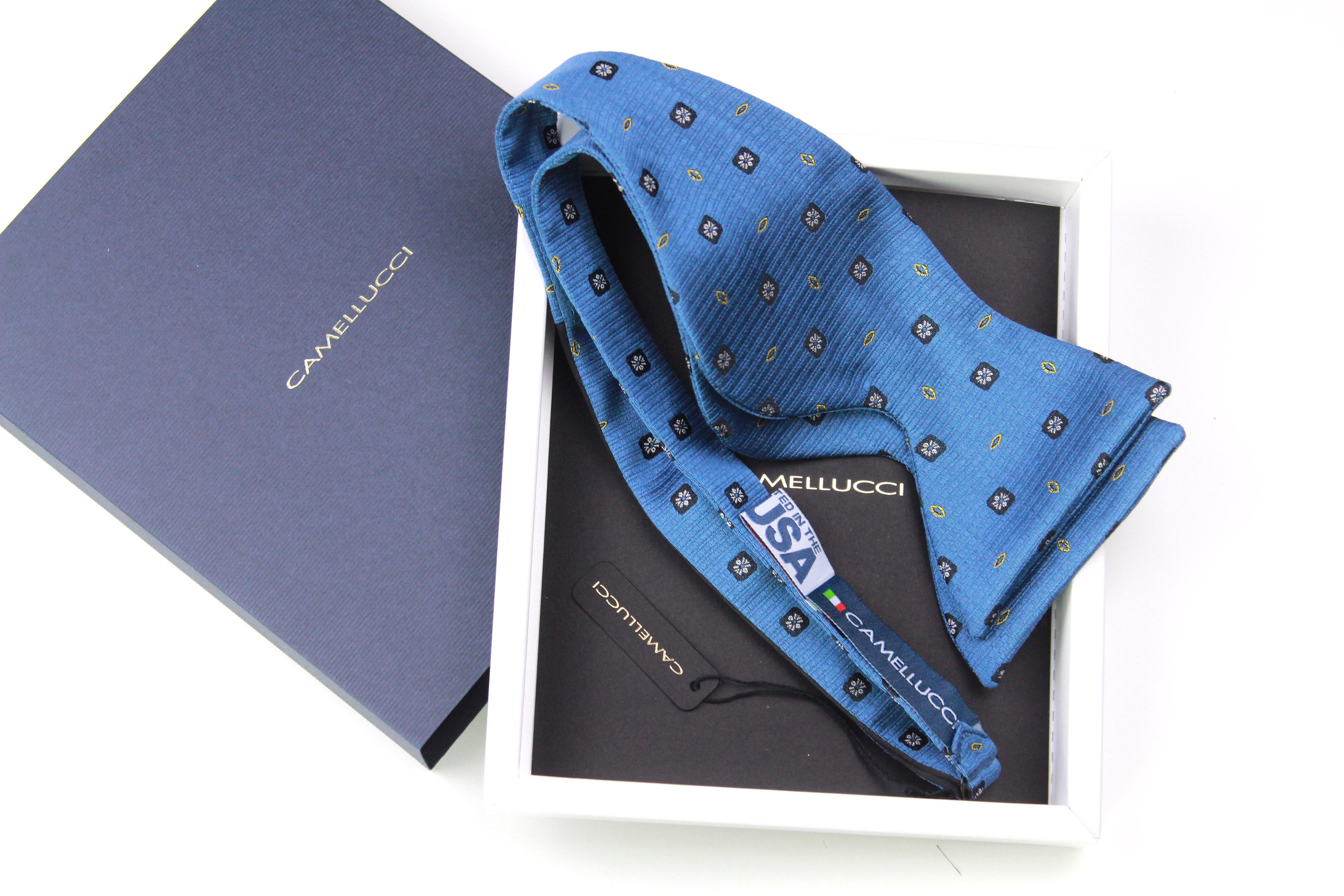 Big Butterfly Blue Ornament Silk Bow Tie
