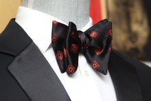 Load image into Gallery viewer, Big Butterfly Black Ornament Silk Bow Tie
