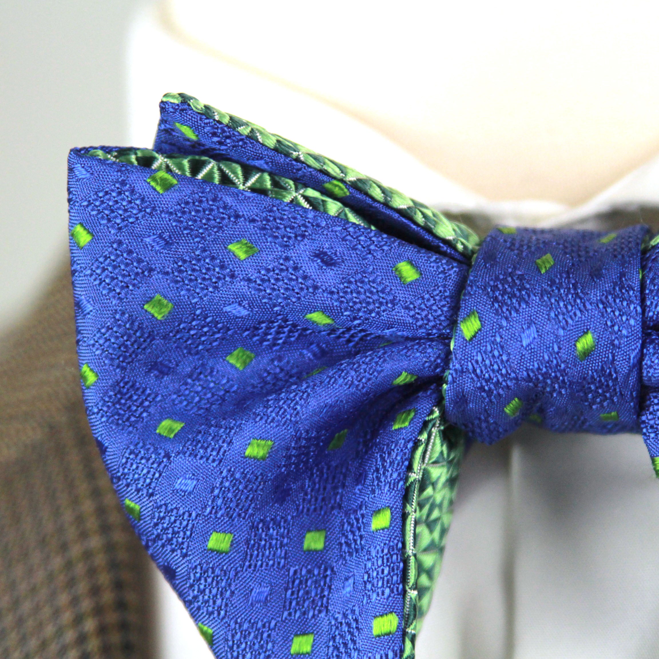Big Butterfly Green Blue Silk Bow Tie