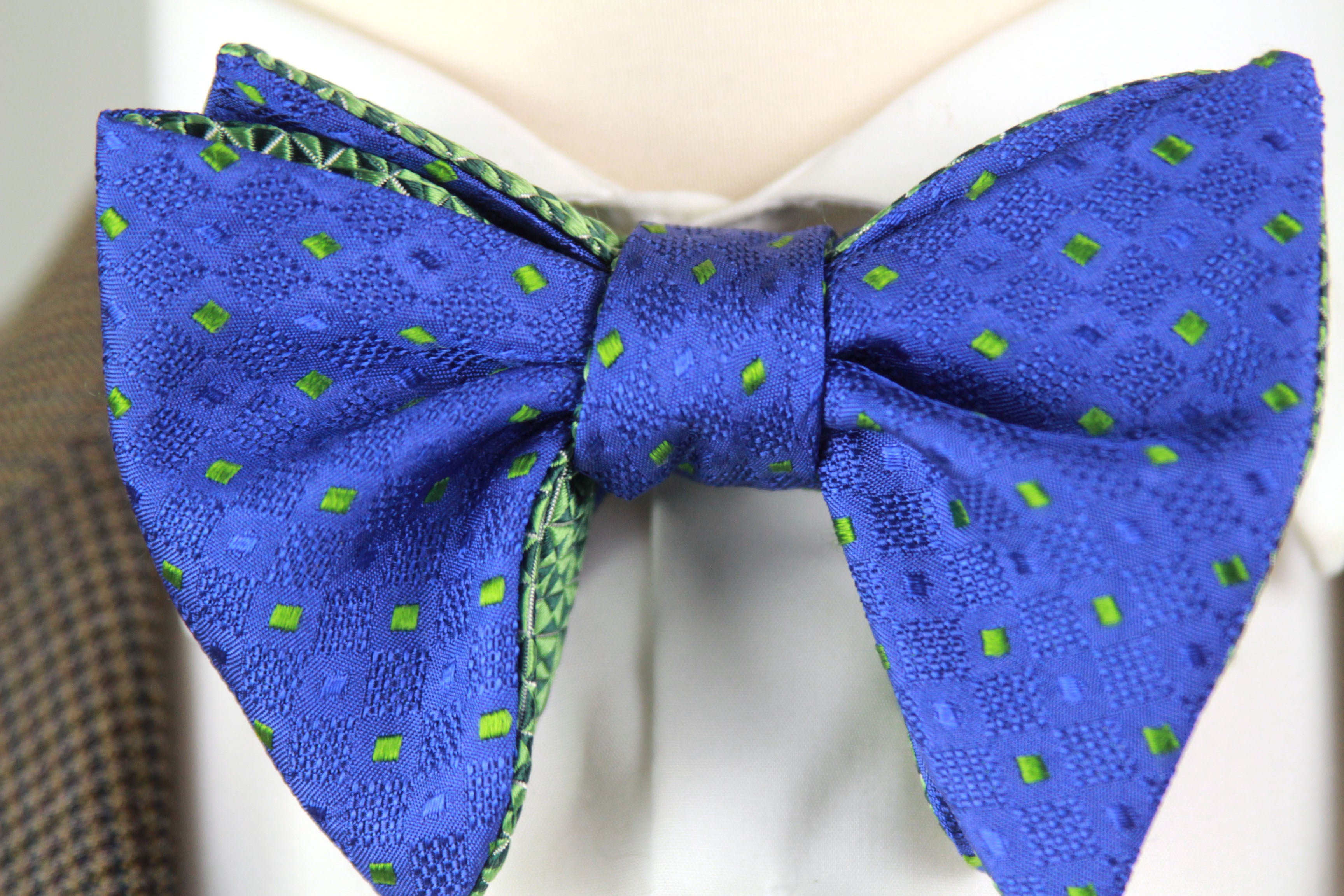 Big Butterfly Green Blue Silk Bow Tie