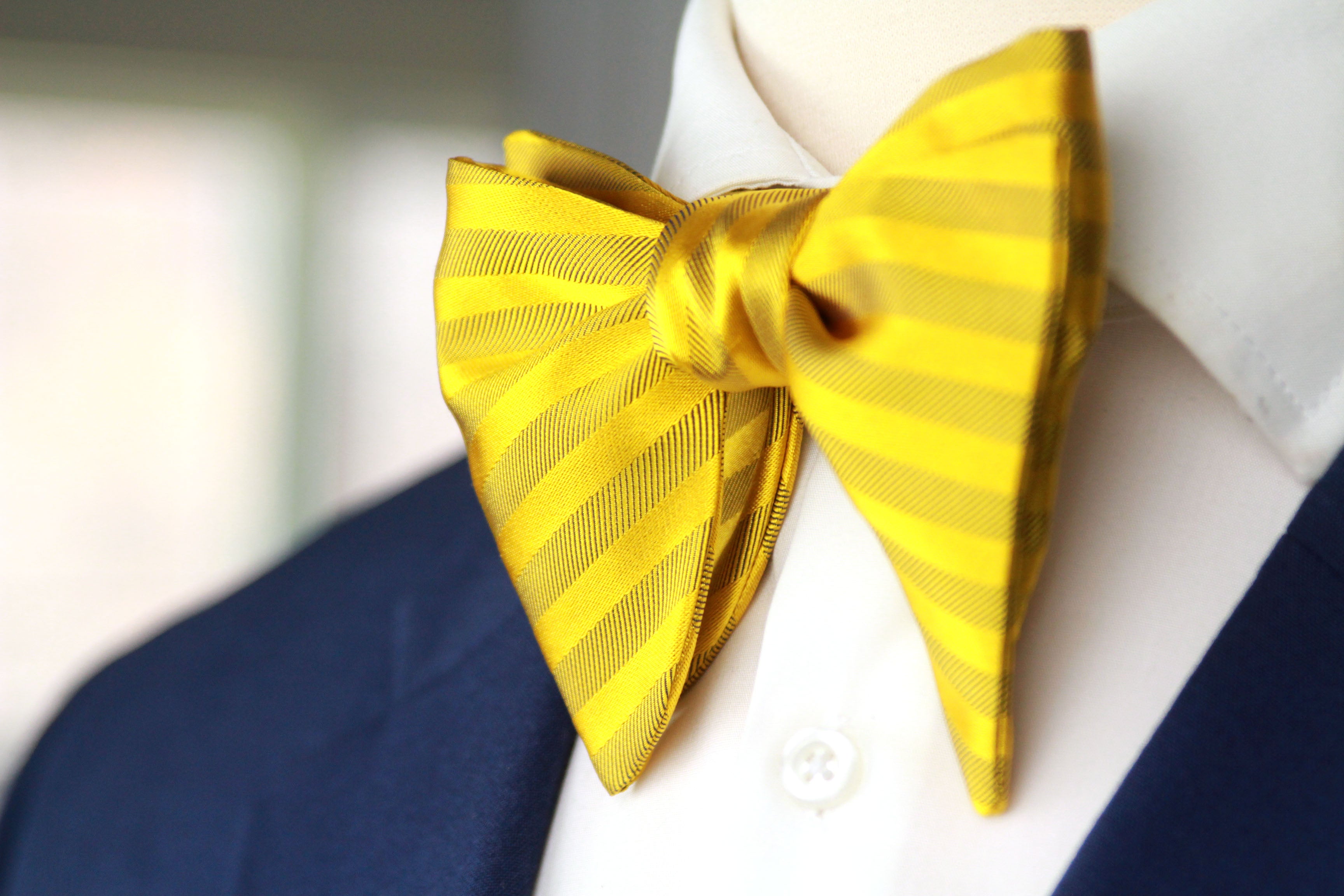 Big Butterfly Gold Yellow Striped Silk Bow Tie 