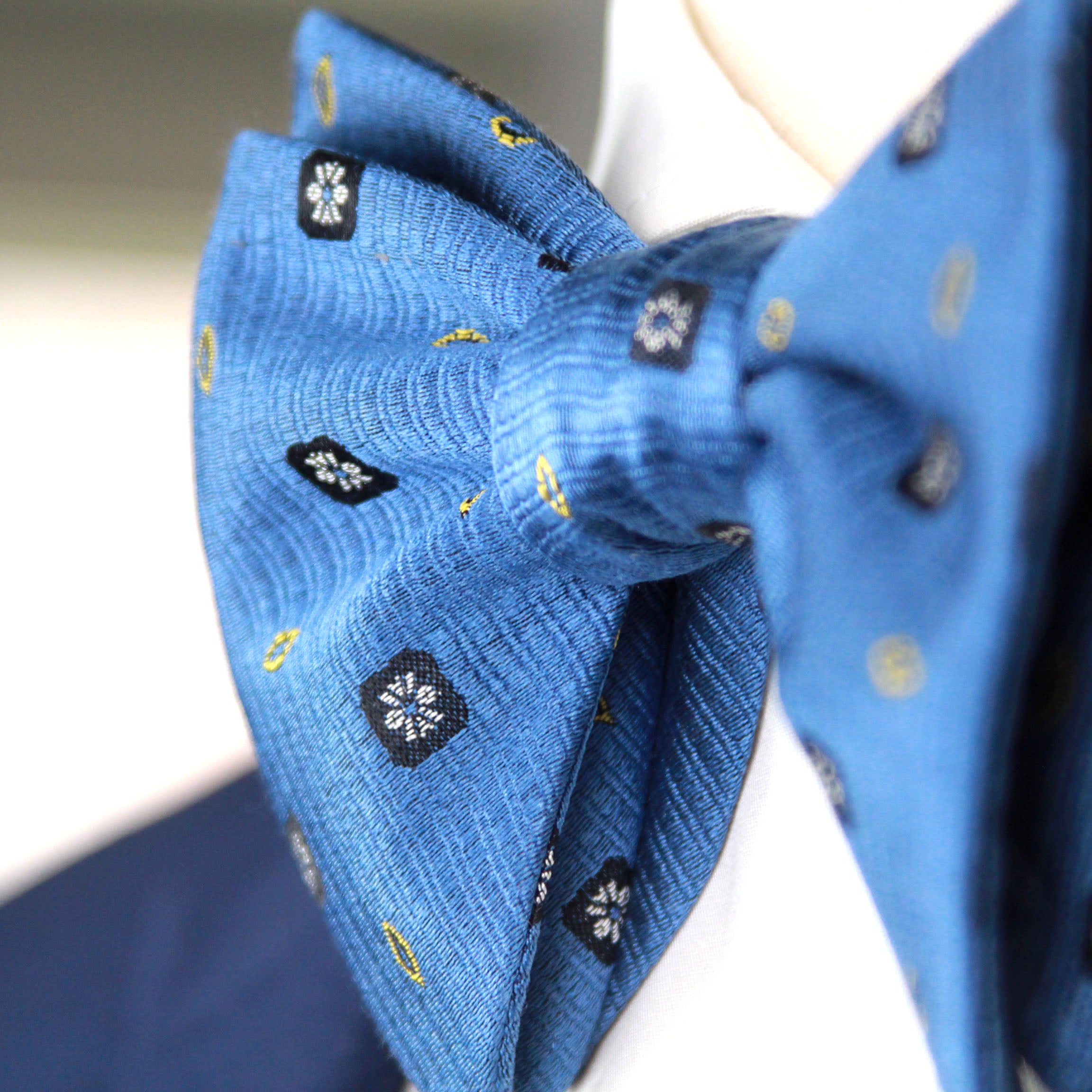 Big Butterfly Blue Ornament Silk Bow Tie