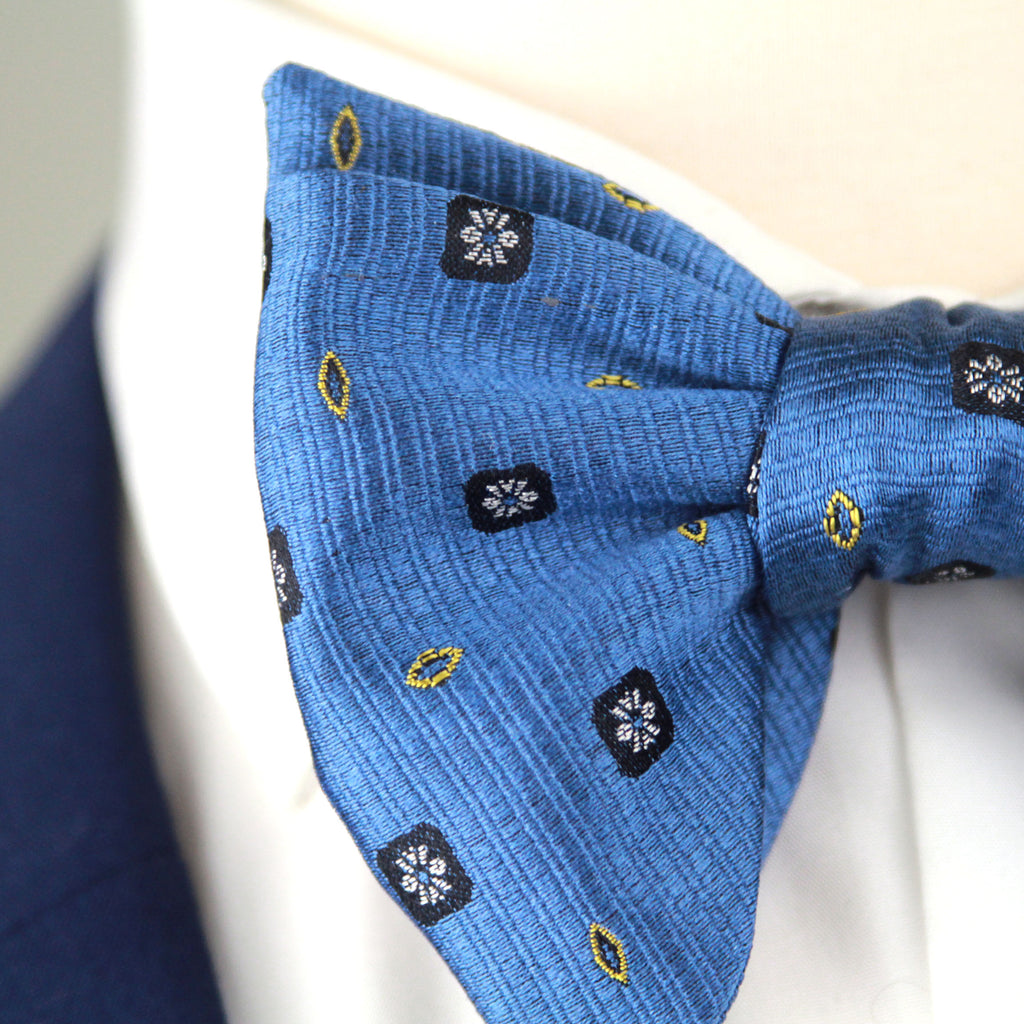 Big Butterfly Blue Ornament Silk Bow Tie