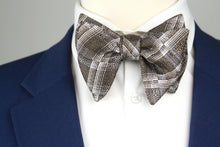 Load image into Gallery viewer, Grey Plaid Men&#39;s Large Silk Bow Tie

