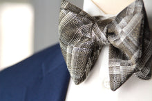 Load image into Gallery viewer, Grey Plaid Men&#39;s Large Silk Bow Tie

