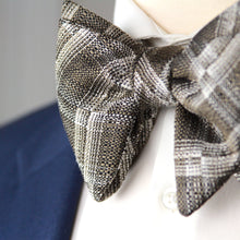 Load image into Gallery viewer, Grey Plaid Men&#39;s Large Silk Bow Tie
