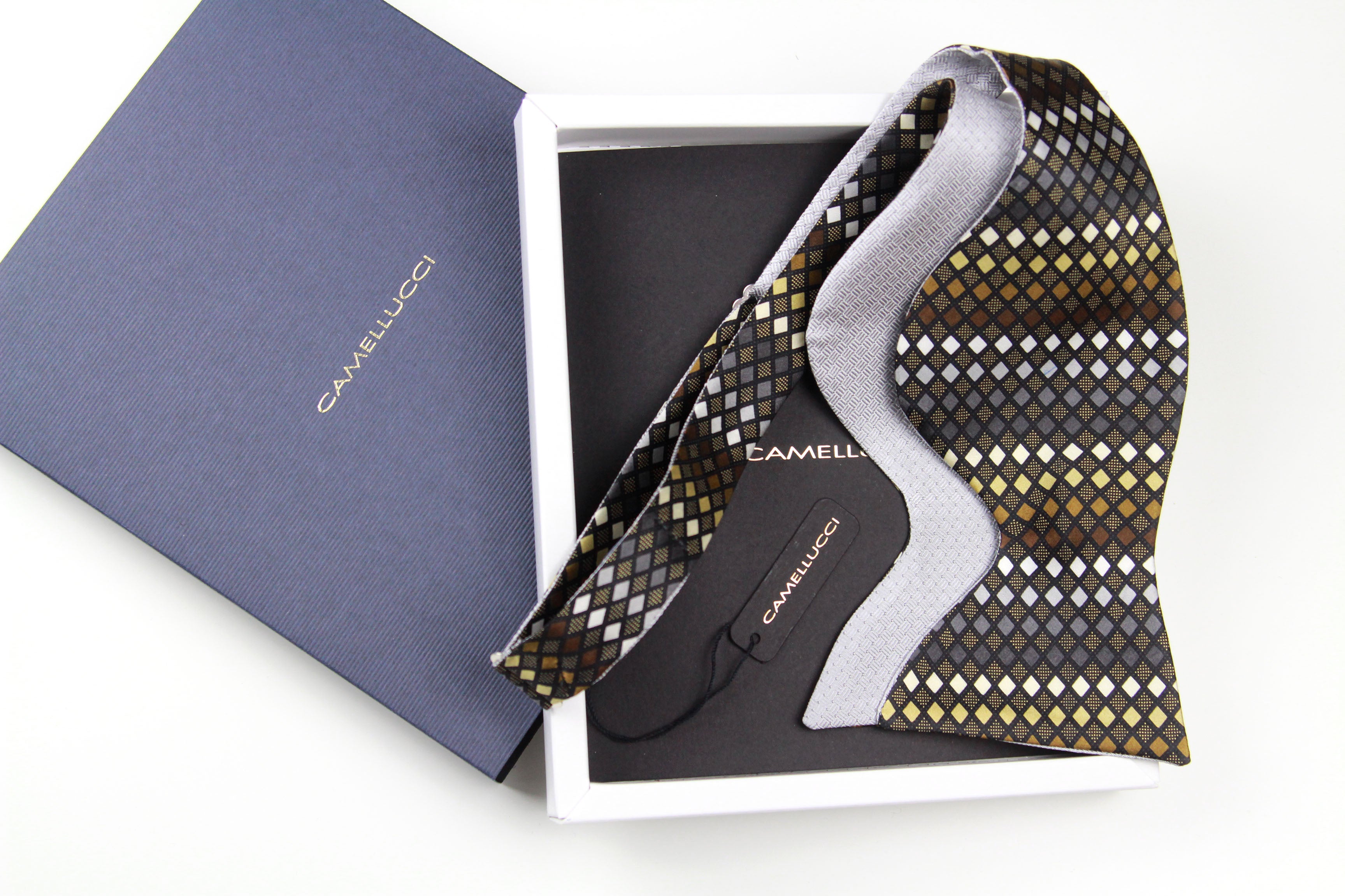 Large men's Bow tie