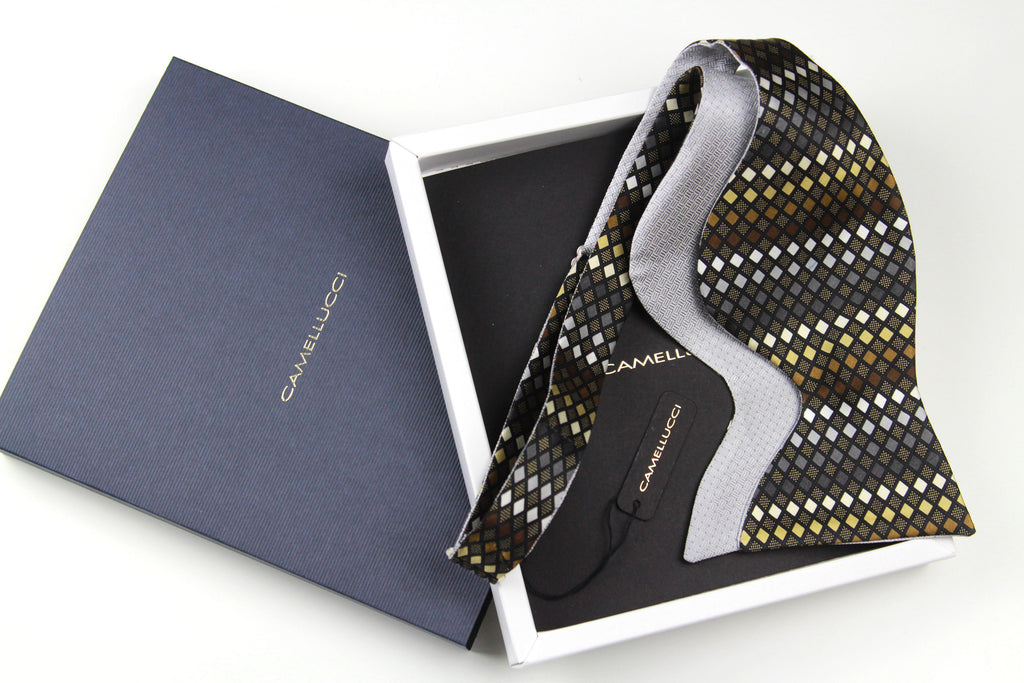 Large men's Bow tie