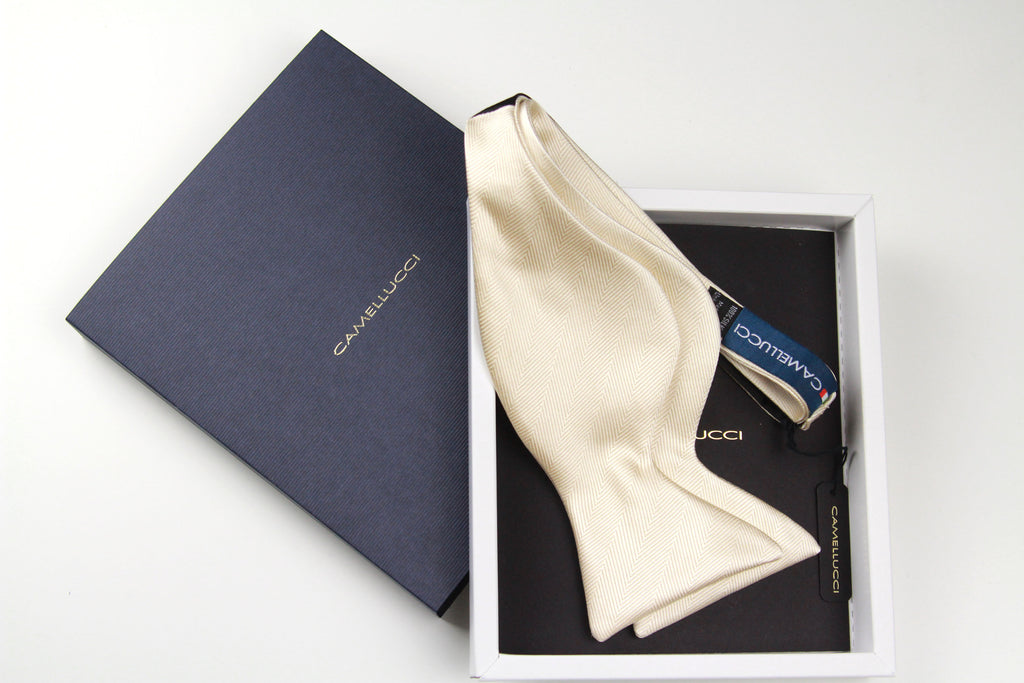 Men's Large Silk Bow Tie