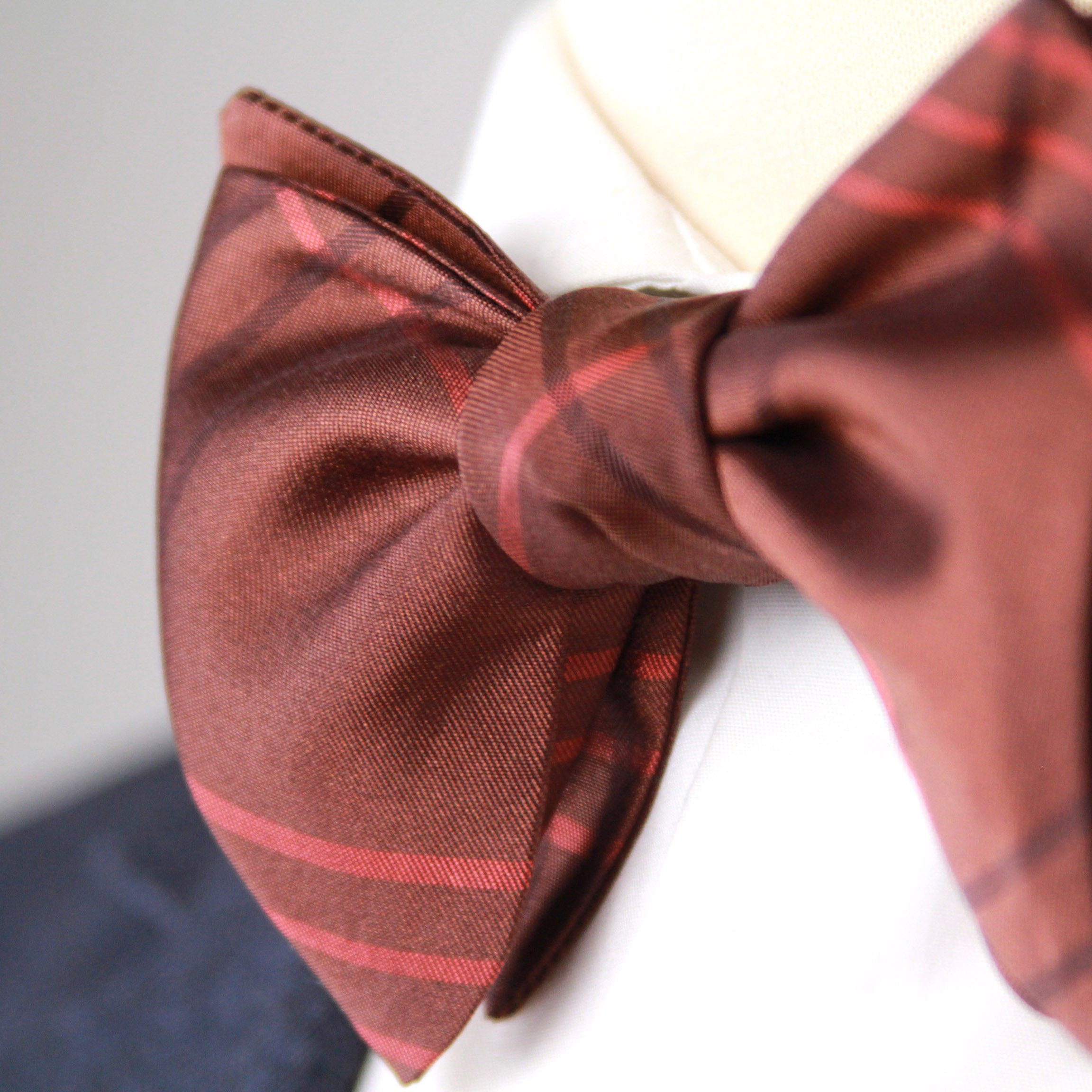 Small Butterfly Brown Plaid Silk Bow Tie S652small