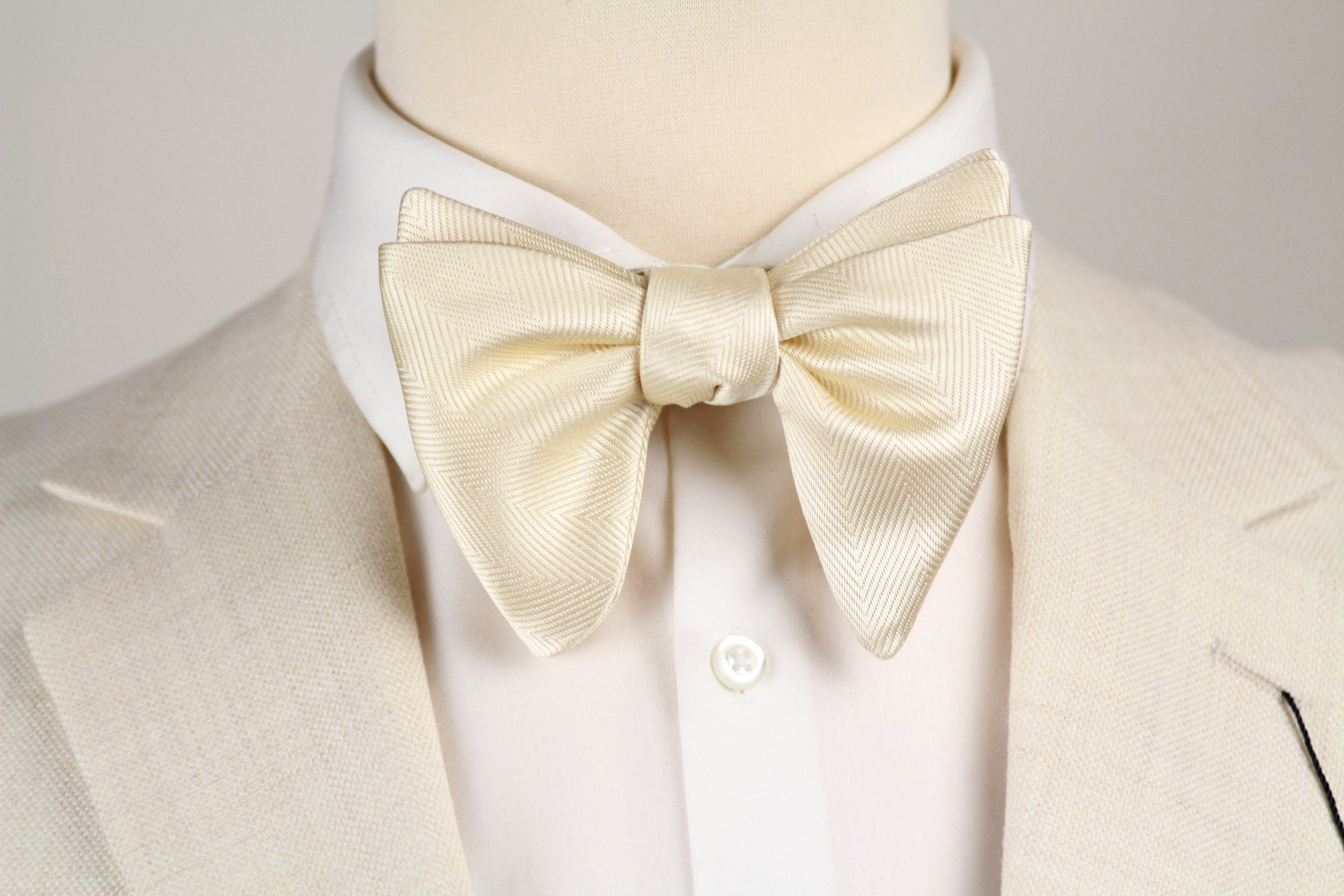 Men's Large Silk Bow Tie