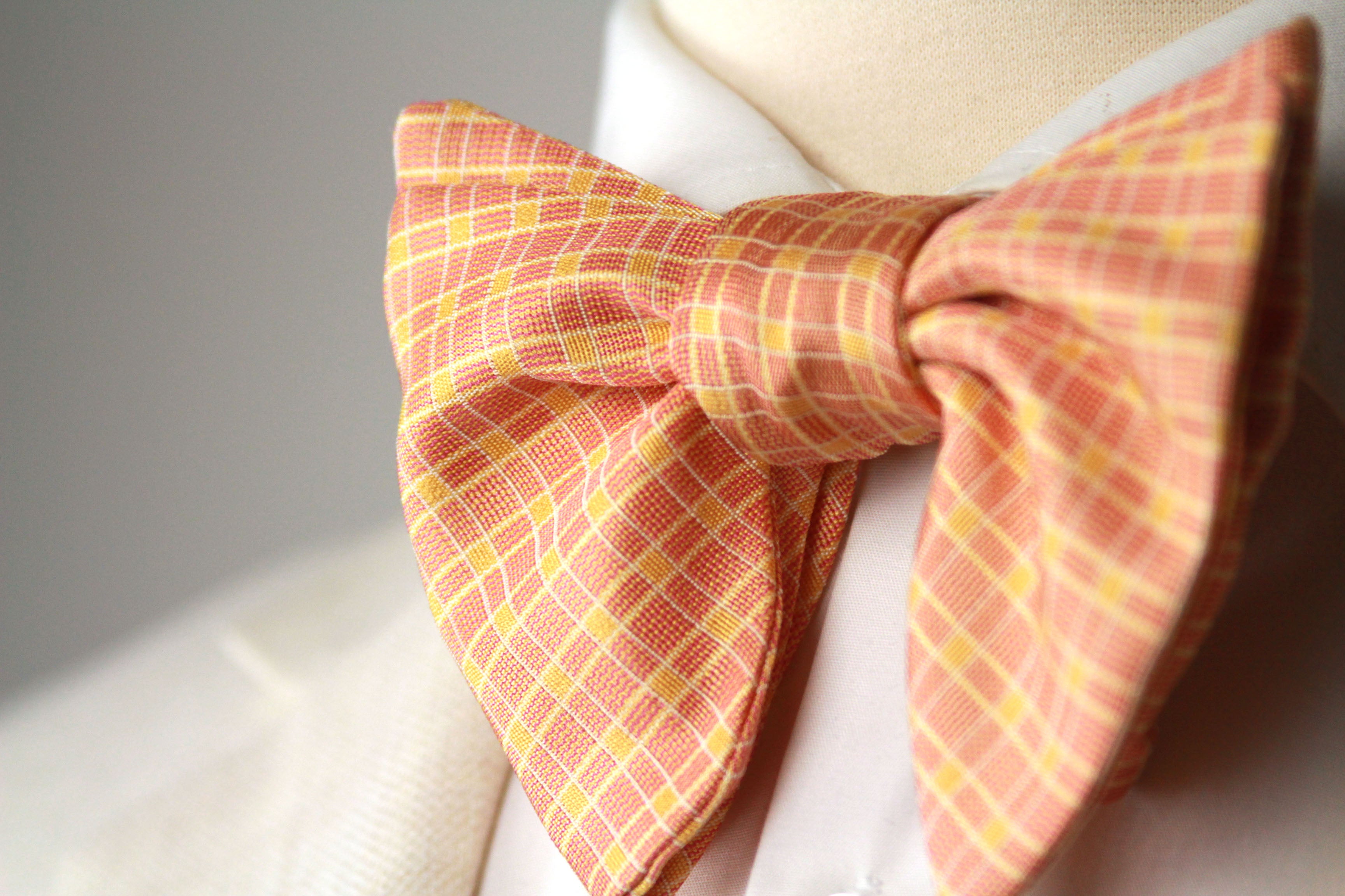 Big Butterfly Orange Plaid Silk Bow Tie S708