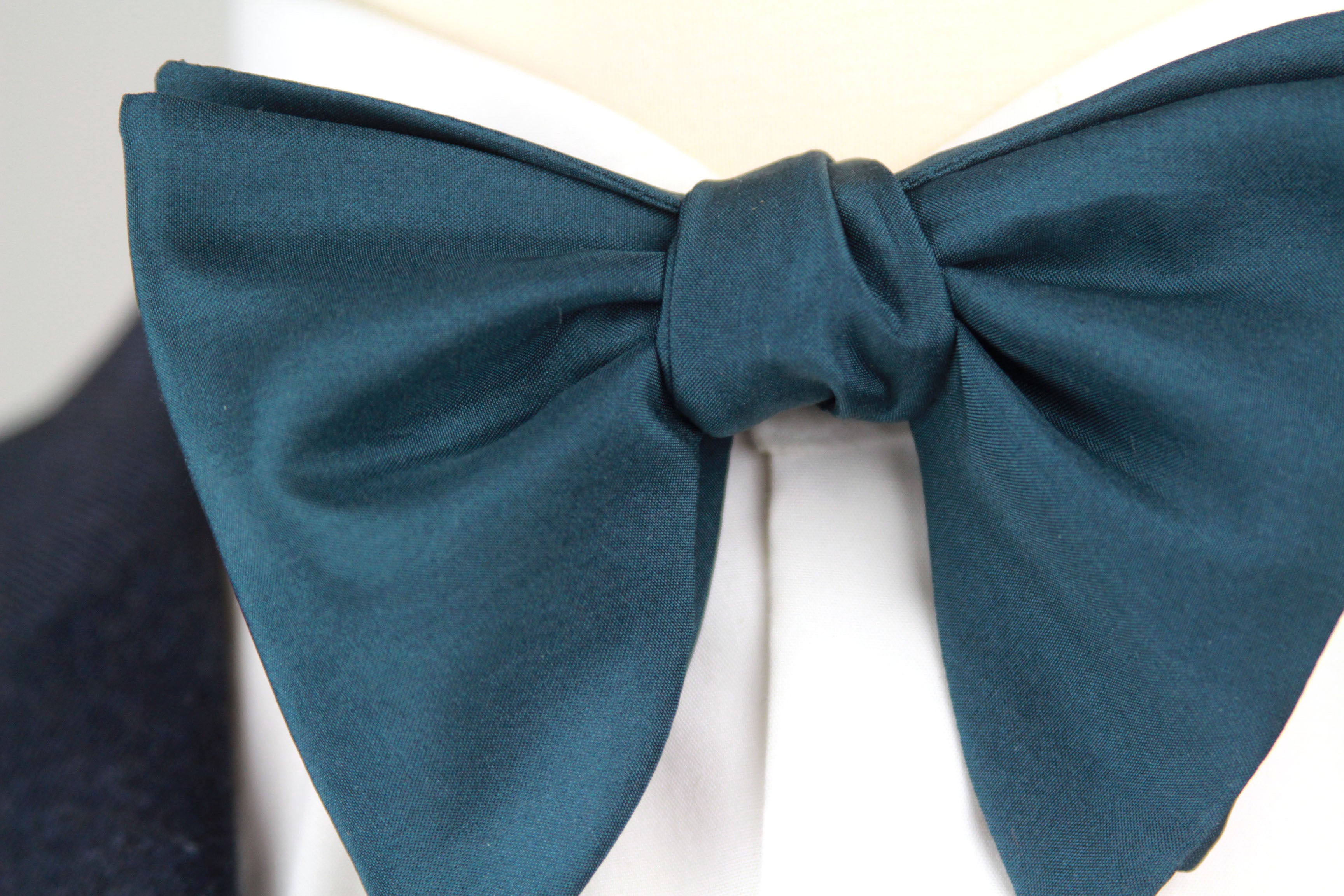 Men's midnight green teal Large Silk Bow Tie S719