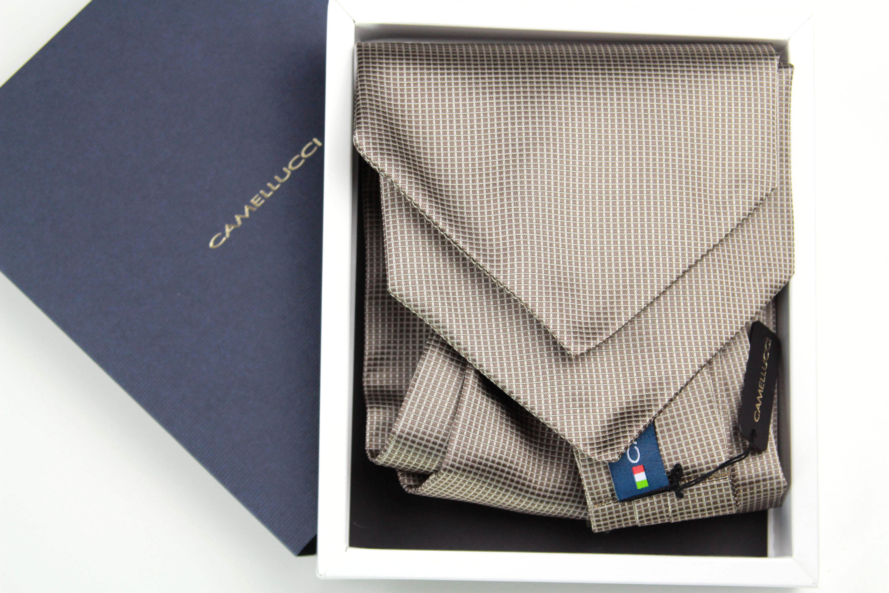 Silk Men's Ascot SKU: A214