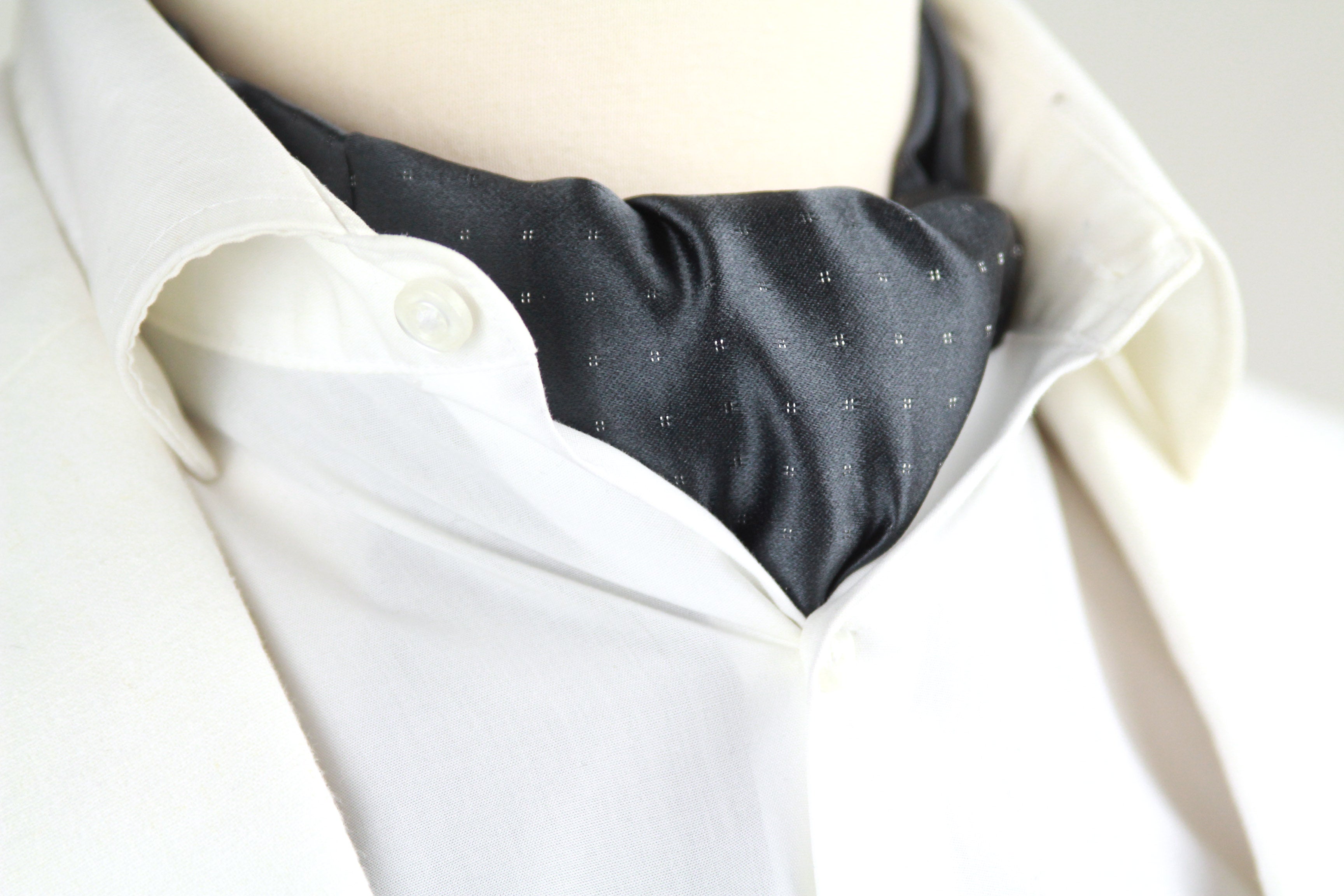 Silk Men's Ascot Grey Geometrical ornament SKU: A213