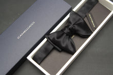 Load image into Gallery viewer, Self-tied Black Silk Bow Tie In gift box
