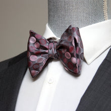 Load image into Gallery viewer, Compact Butterfly Bow tie Dusty Pink Silk
