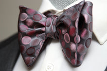 Load image into Gallery viewer, Compact Butterfly Bow tie Dusty Pink Silk
