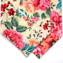 Load image into Gallery viewer, Floral Cotton Men&#39;s Cravat Ascot
