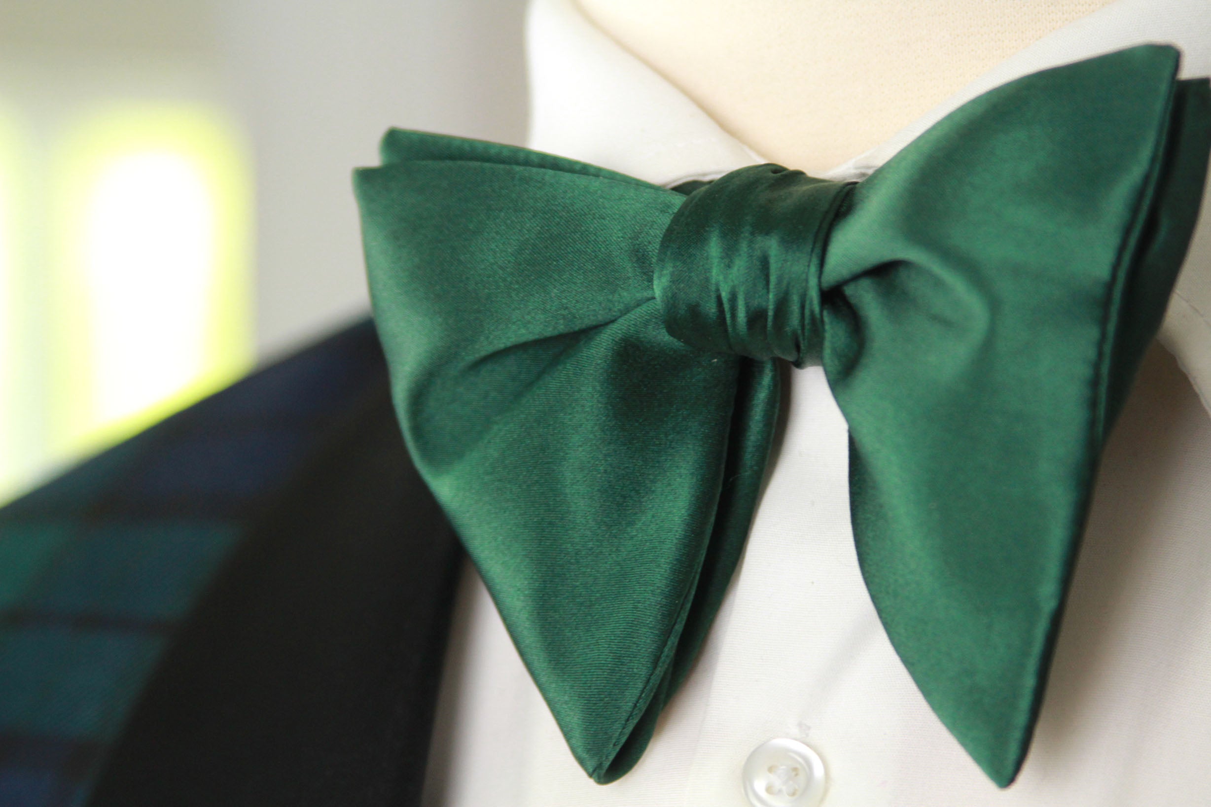 Emerald Green Men's Large Silk Bow Tie