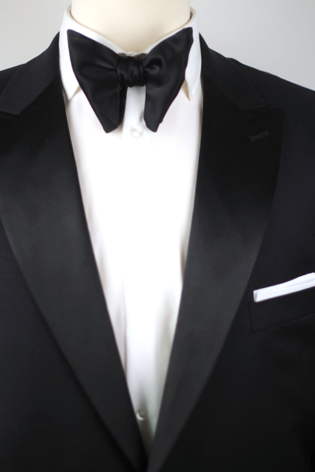 Men's Silk Bow Tie LAKE NORMAN. MADE IN THE UNITED STATES OF AMERICA