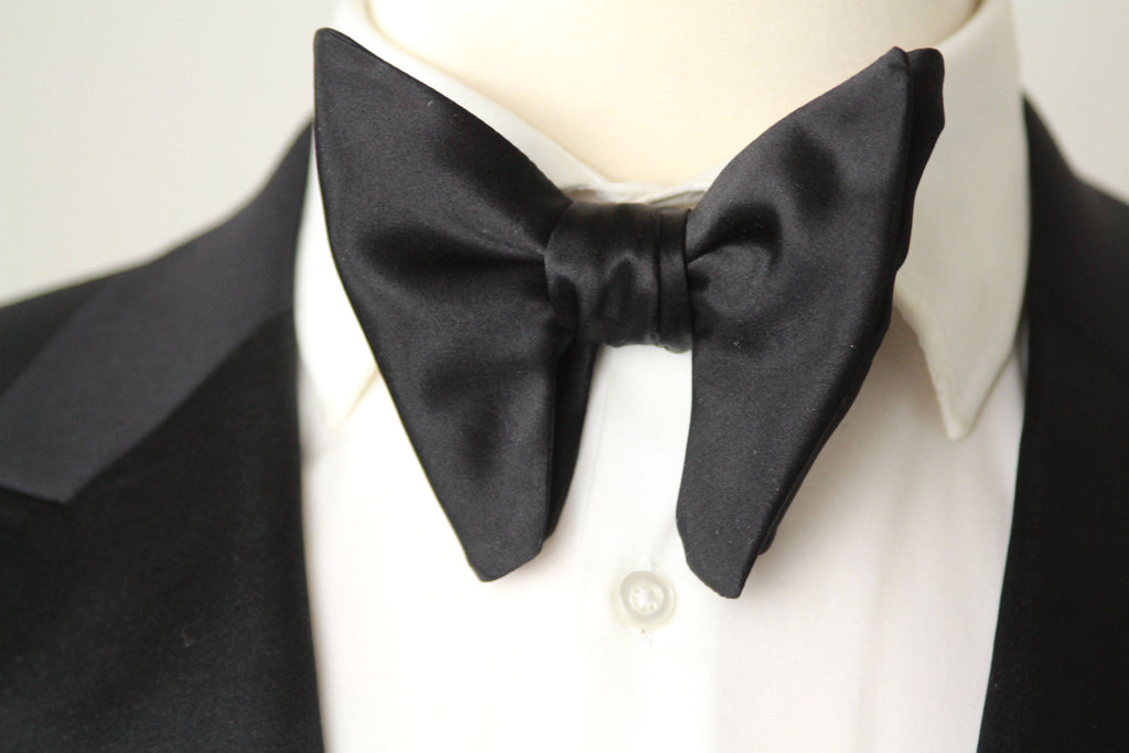 Men's Silk Bow Tie LAKE NORMAN. MADE IN THE UNITED STATES OF AMERICA