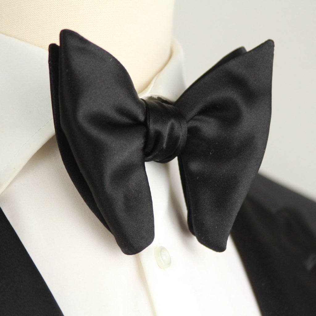 Men's Silk Bow Tie LAKE NORMAN. MADE IN THE UNITED STATES OF AMERICA