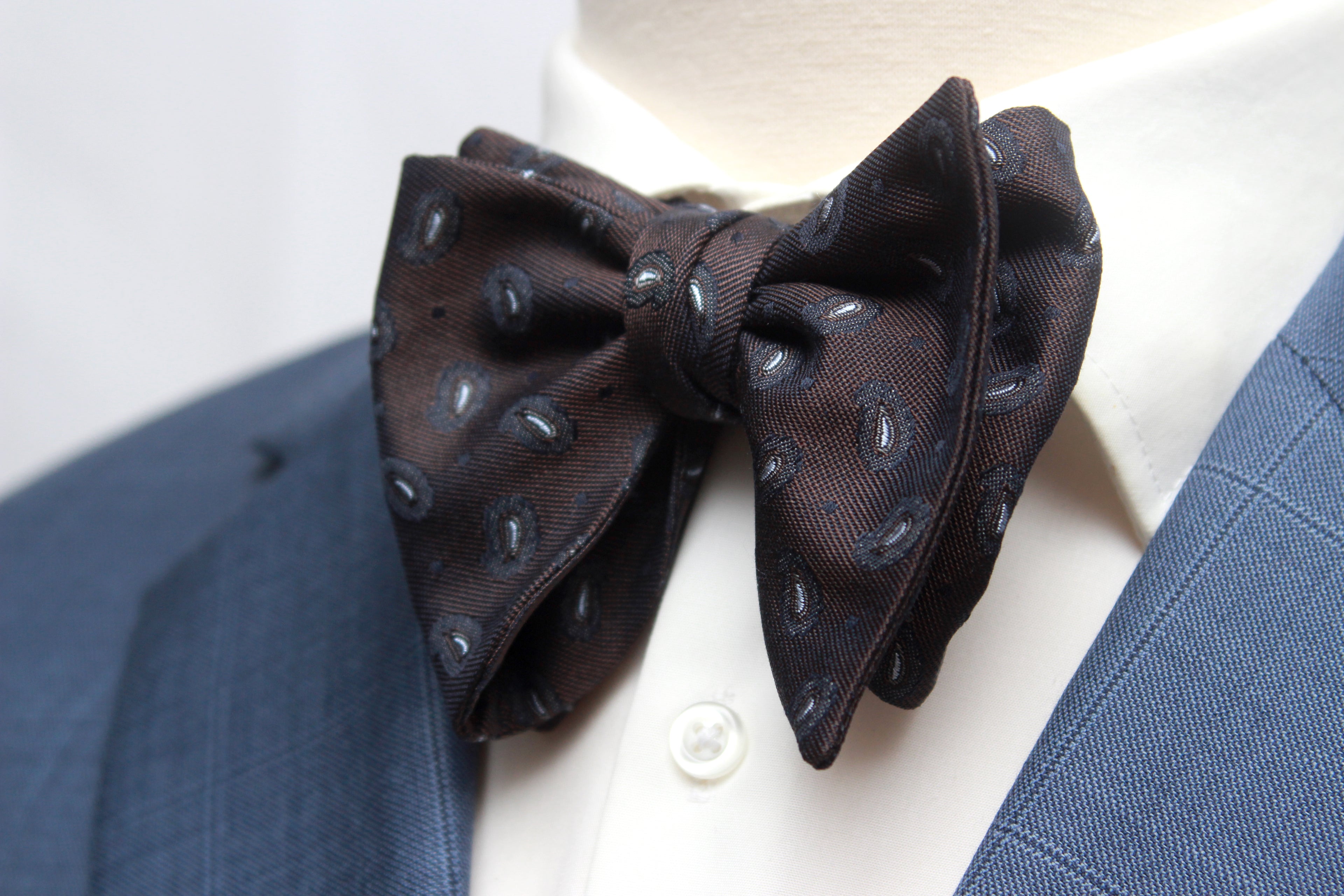 Big Butterfly Brown Grey Paisley Silk Bow Tie