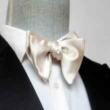 Load image into Gallery viewer, Champagne Big Butterfly Silk Bow Tie
