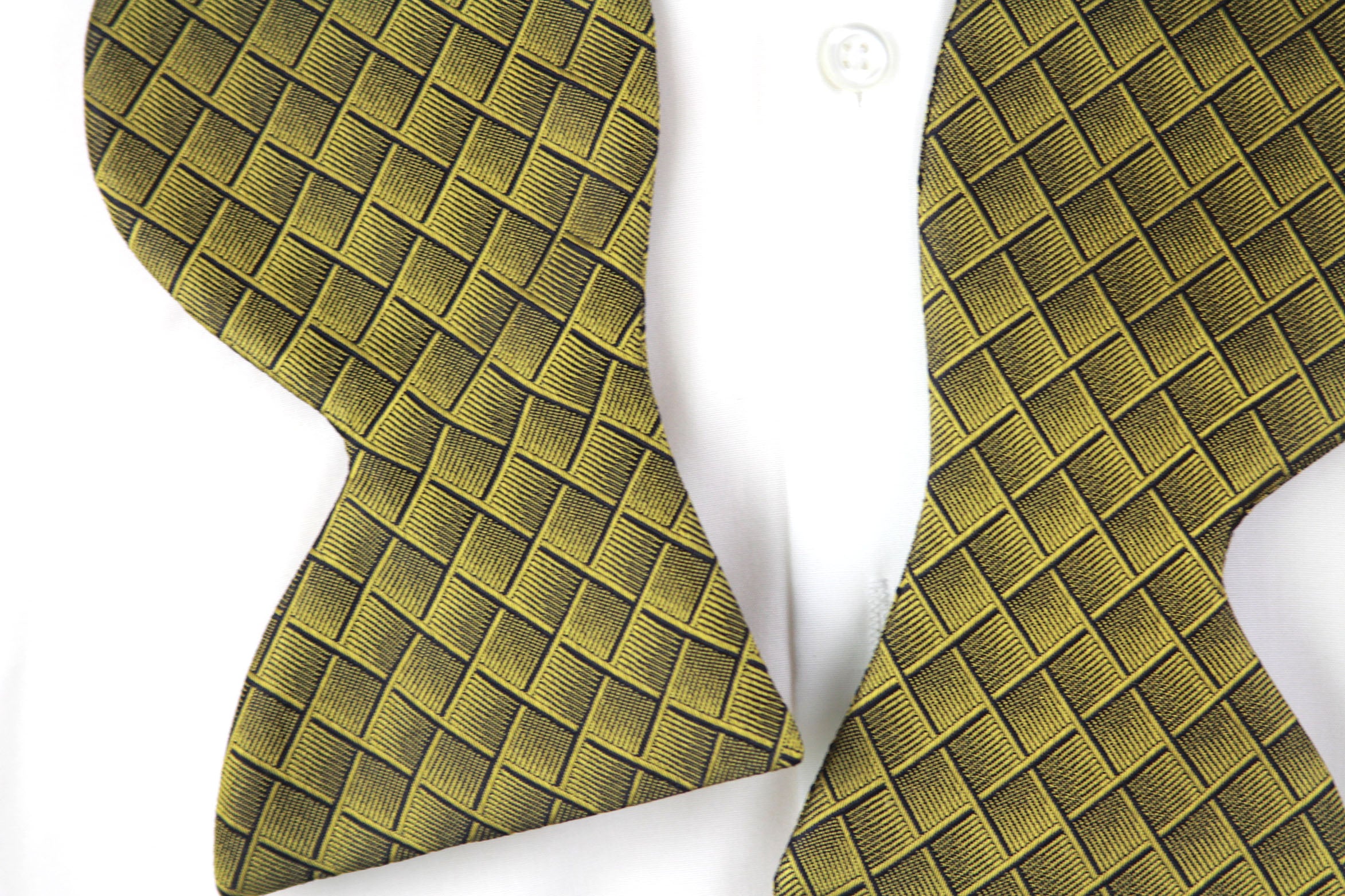 Big Butterfly Gold Bronze Ornament plaid Silk Bow Tie