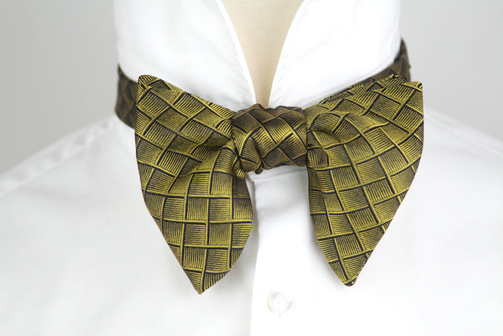 Big Butterfly Gold Bronze Ornament plaid Silk Bow Tie