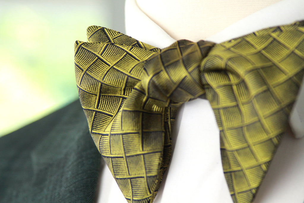 Big Butterfly Gold Bronze Ornament plaid Silk Bow Tie