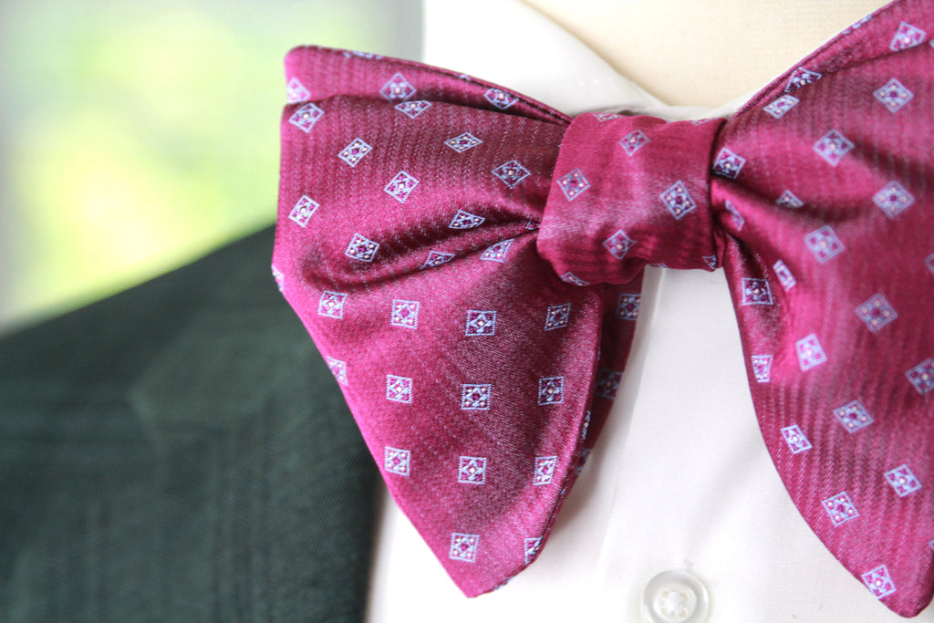 Big Butterfly Purple Ornament plaid Silk Bow Tie