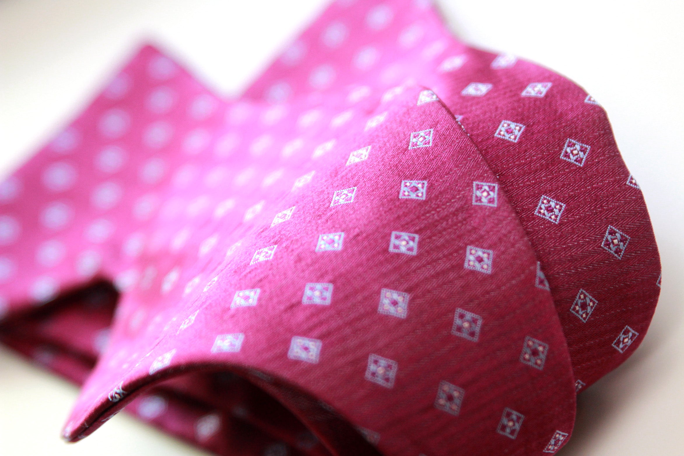 Big Butterfly Purple Ornament plaid Silk Bow Tie